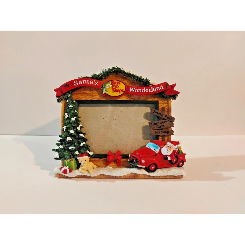 BASS PRO SHOPS SANTA'S WONDERLAND LED PHOTO FRAME